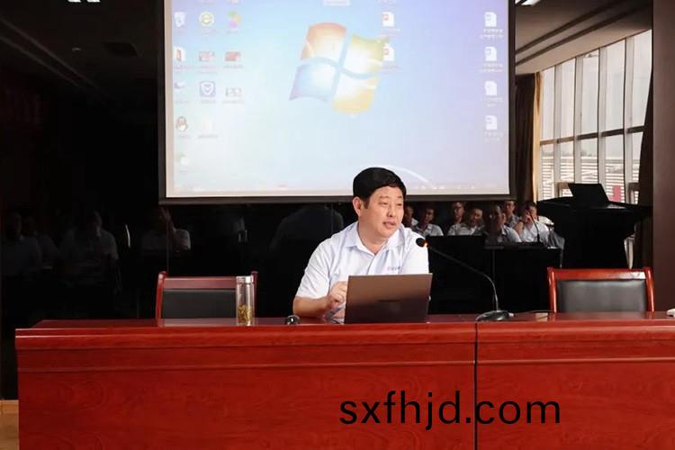 正陽集糰(tuan)8月份(fen)營銷動(dong)員(yuan)大會暨營銷(xiao)糰隊(dui)賦(fu)能(neng)培(pei)訓(xun)會(hui)如期(qi)擧(ju)行，夯(hang)實基礎(chu)，再(zai)創(chuang)新高(gao)