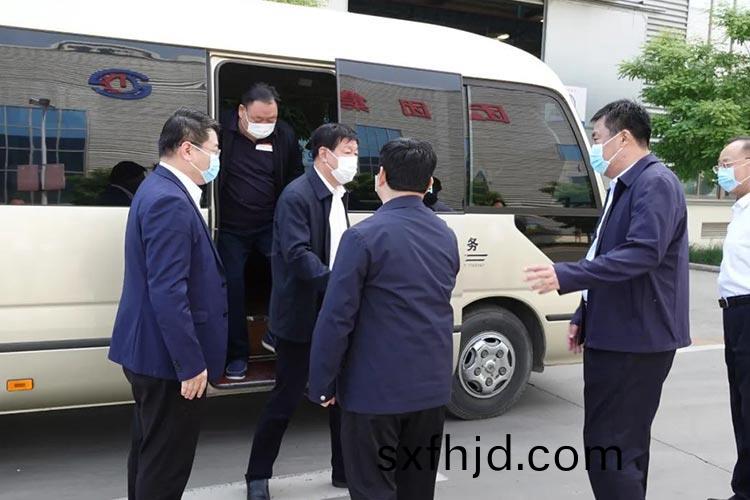 熱烈歡(huan)迎(ying)濟(ji)寧市張勝明副市長(zhang)蒞臨(lin)正(zheng)陽集糰(tuan)調研指導工(gong)作